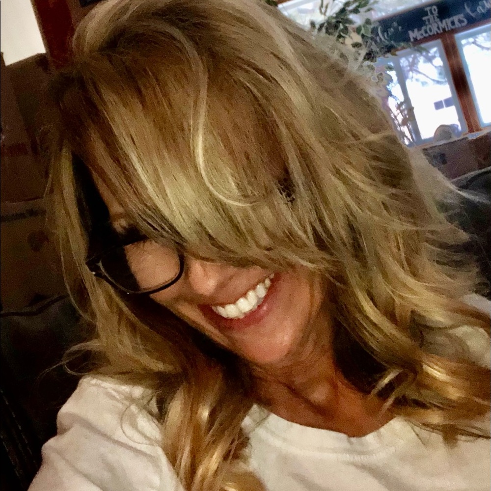 Meet your Posher, Michele